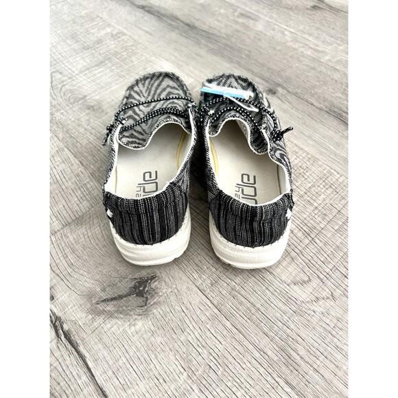 Hey Dude Shoes-Wendy Youth-Woven Black Zebra Stripe-size K13-NEW! - Picture 6 of 7